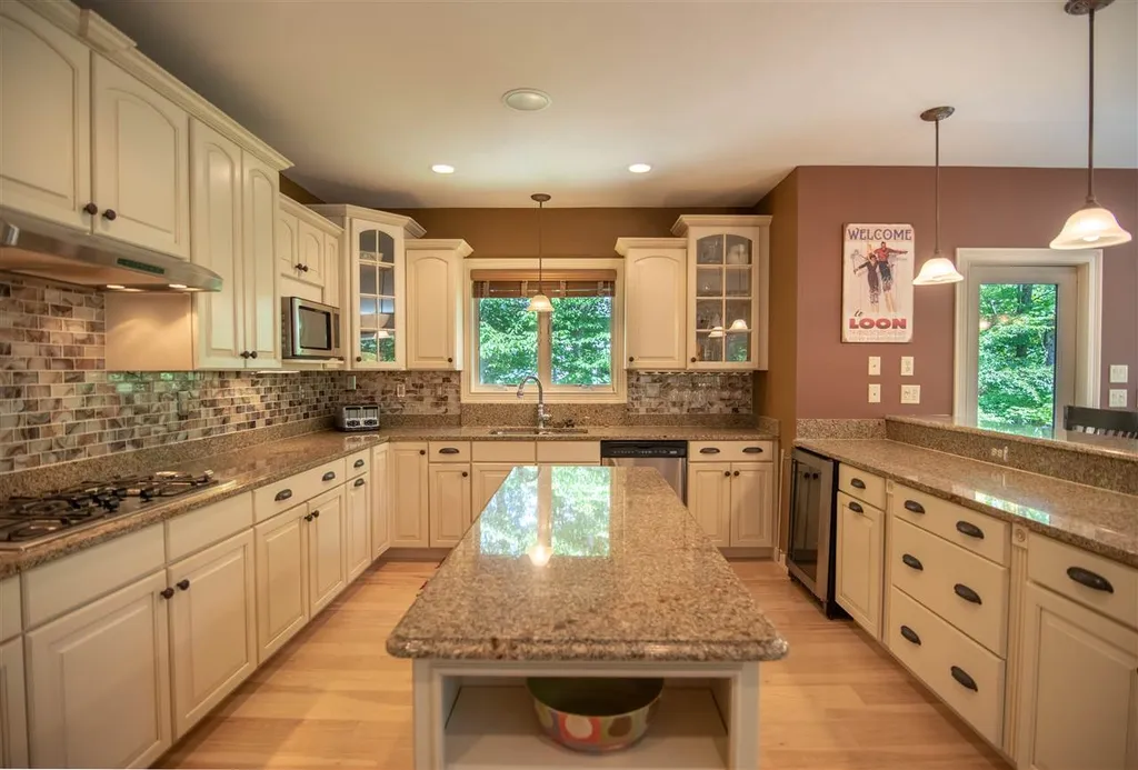 39 Flume Road Lincoln NH 03251