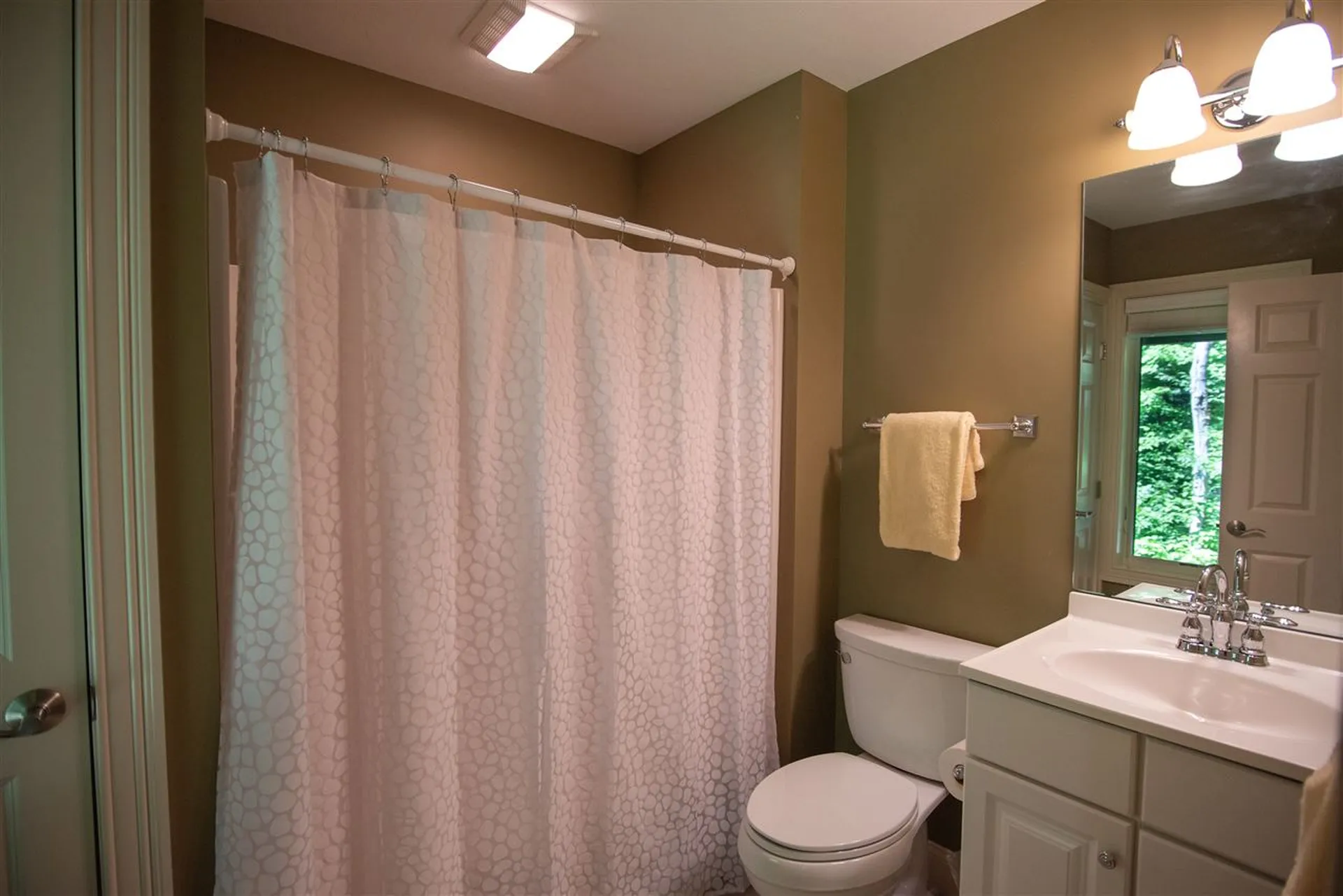 39 Flume Road Lincoln NH 03251
