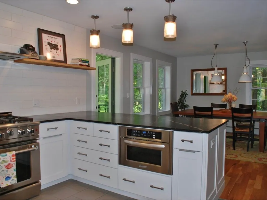 180 Stonegate Lane Shelburne VT 05482
