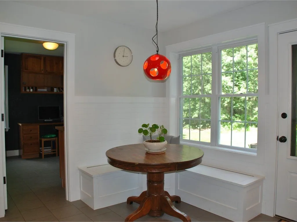 180 Stonegate Lane Shelburne VT 05482