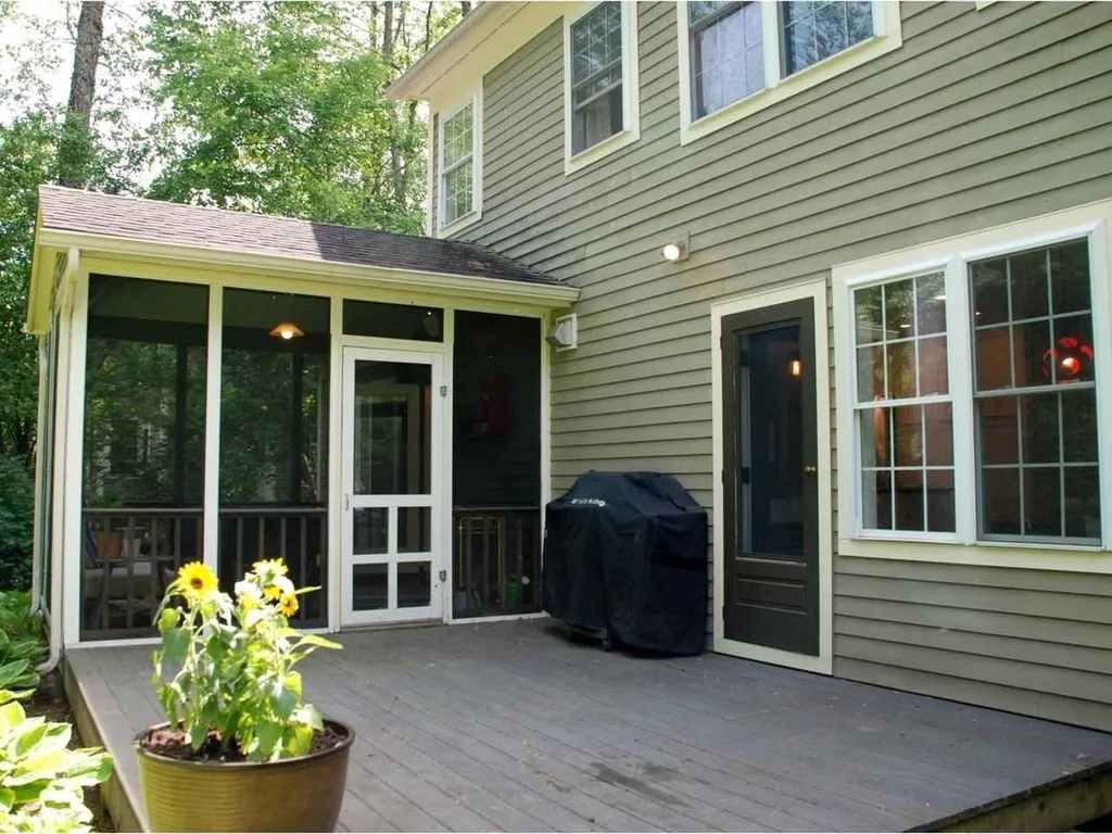 180 Stonegate Lane Shelburne VT 05482