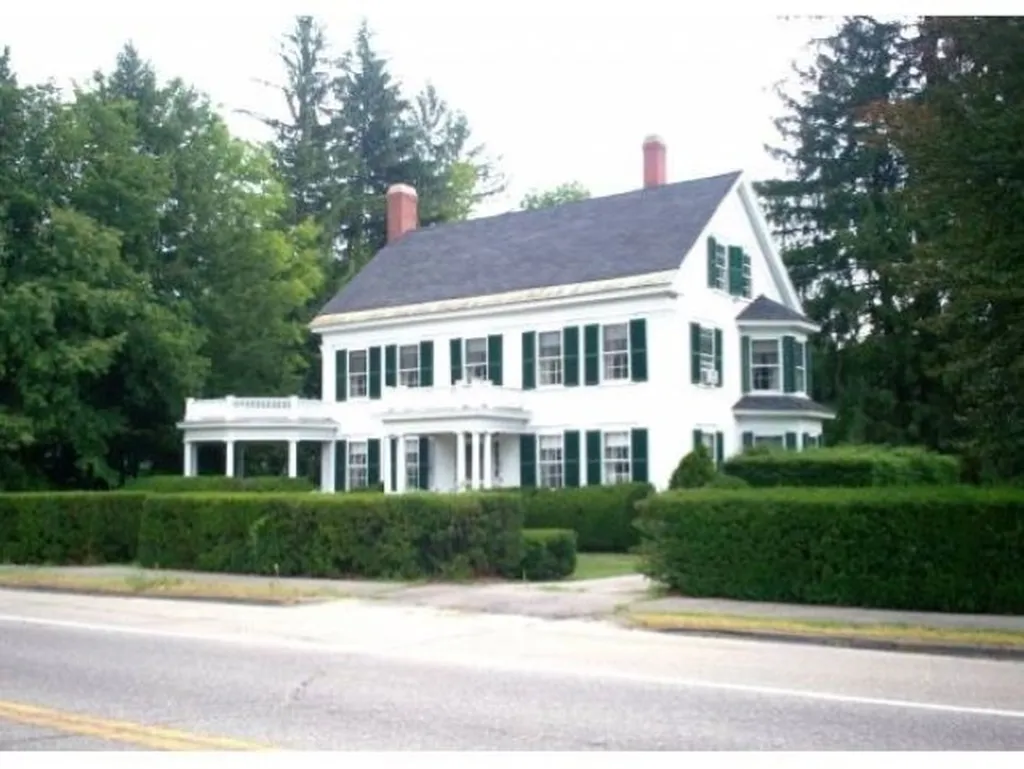 232 South Main Street Franklin NH 03235