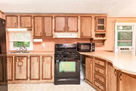 30 Cherry Street Belmont NH 03220