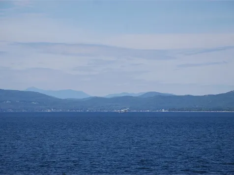 76 Sunset Cliff Road Burlington VT 05408