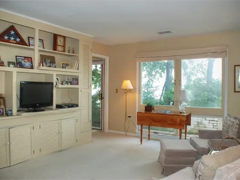 76 Sunset Cliff Road Burlington VT 05408