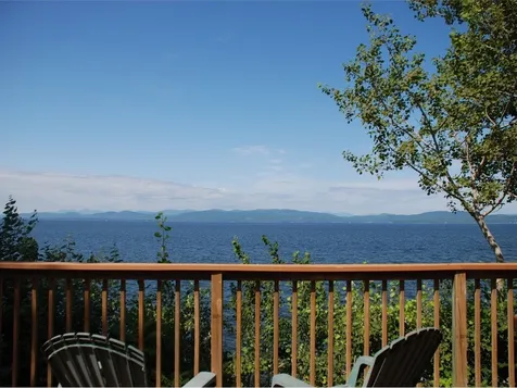 76 Sunset Cliff Road Burlington VT 05408