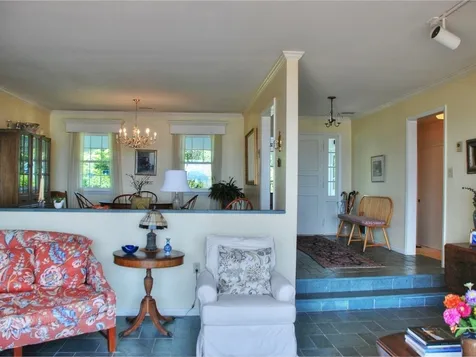76 Sunset Cliff Road Burlington VT 05408