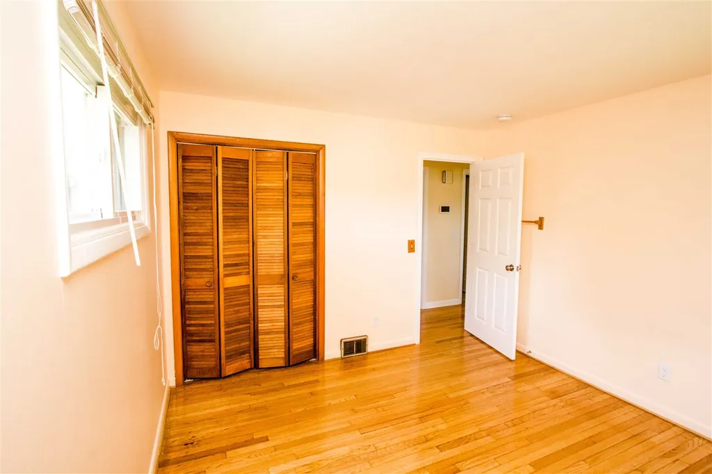 50 Cherry Lane Burlington VT 05401