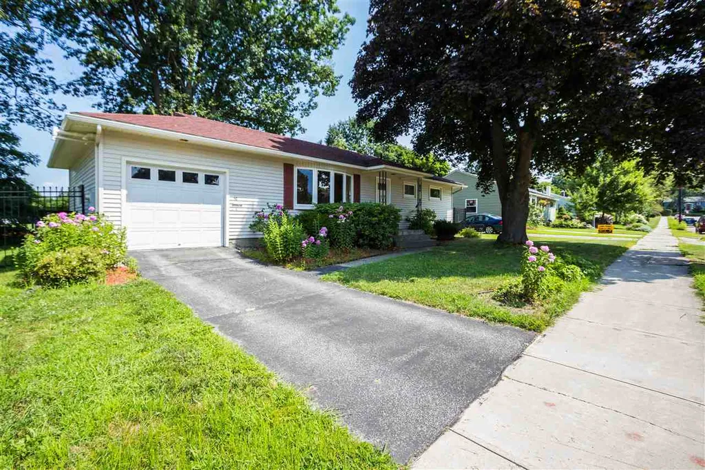 50 Cherry Lane Burlington VT 05401