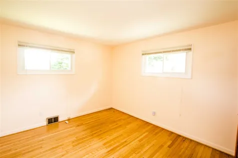50 Cherry Lane Burlington VT 05401