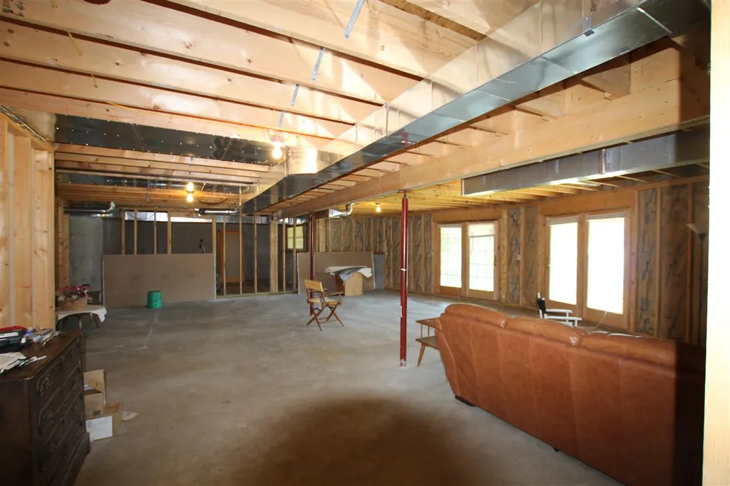 560 West Lake Road Wells VT 05774