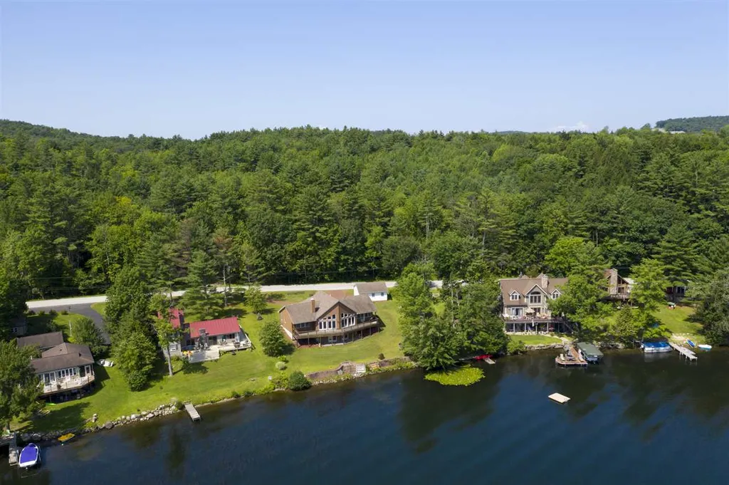 560 West Lake Road Wells VT 05774