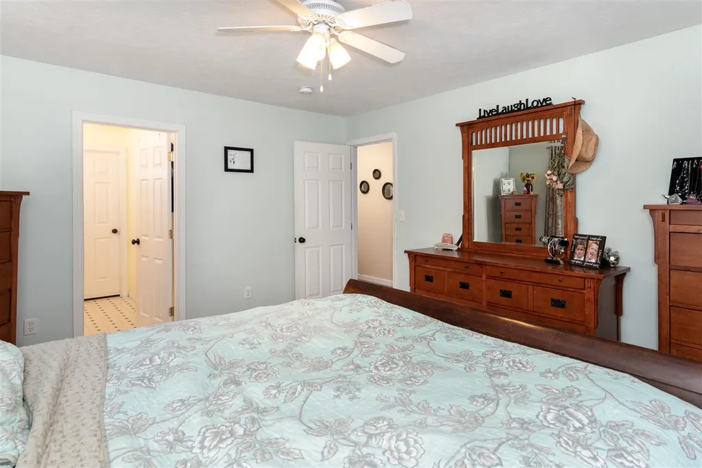 20 Lockes Corner Road Alton NH 03809