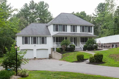 12 Coventry Road Windham NH 03087