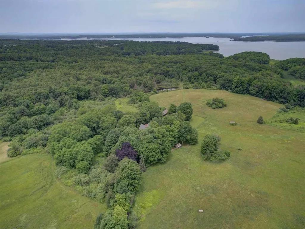 150 Bayside Road Greenland NH 03840