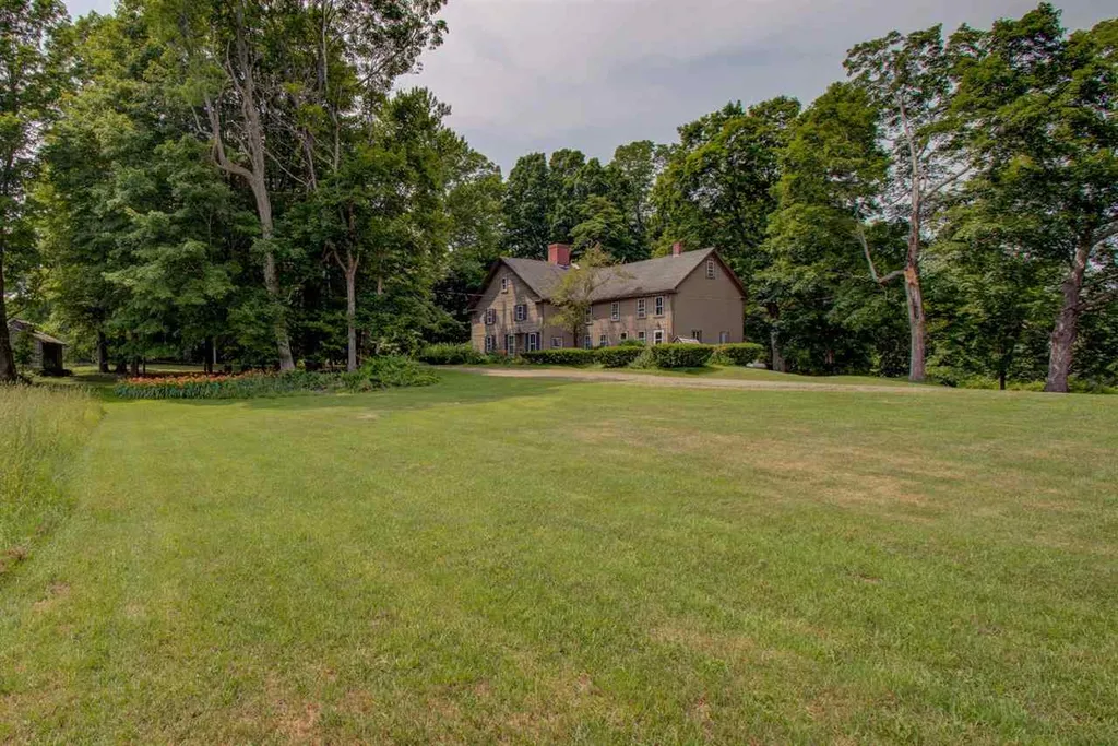 150 Bayside Road Greenland NH 03840