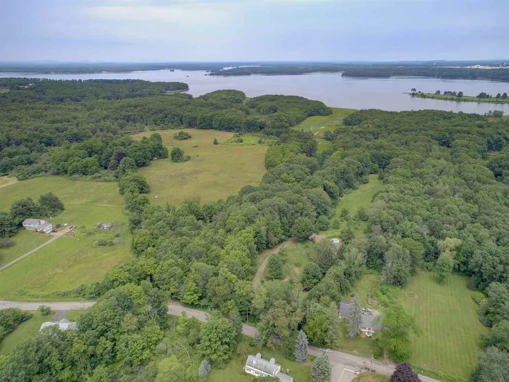 150 Bayside Road Greenland NH 03840