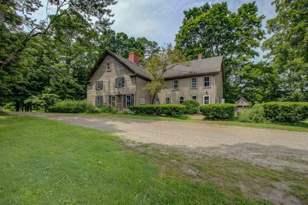150 Bayside Road Greenland NH 03840