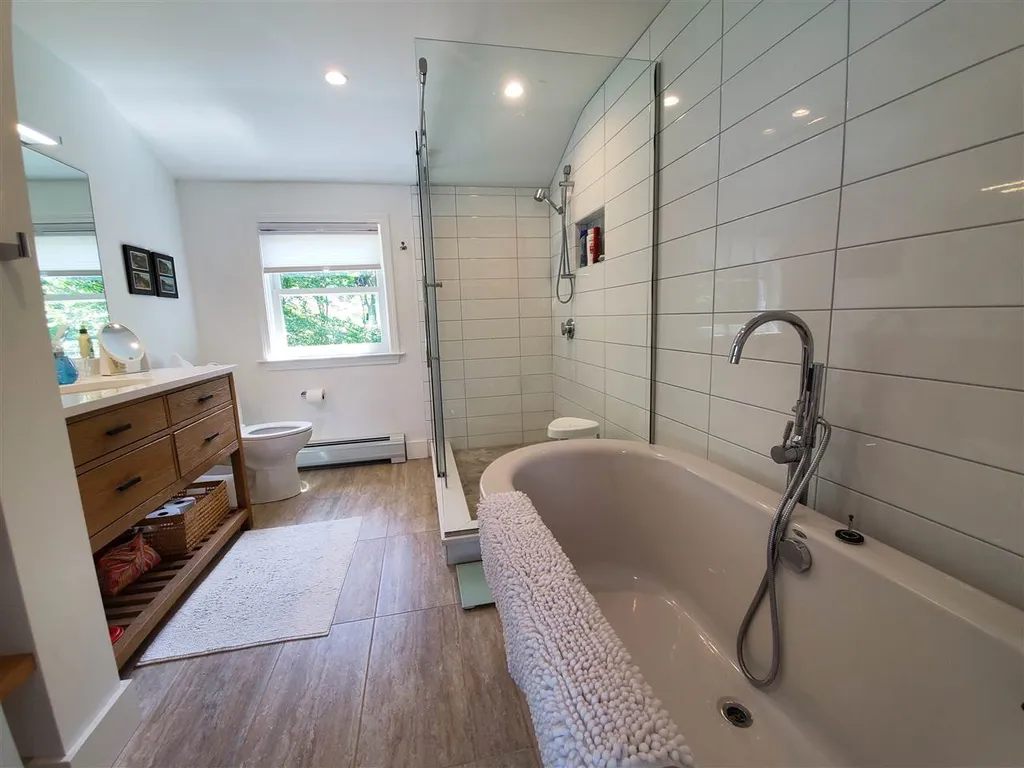 92 Varney Road Barnstead NH 03218