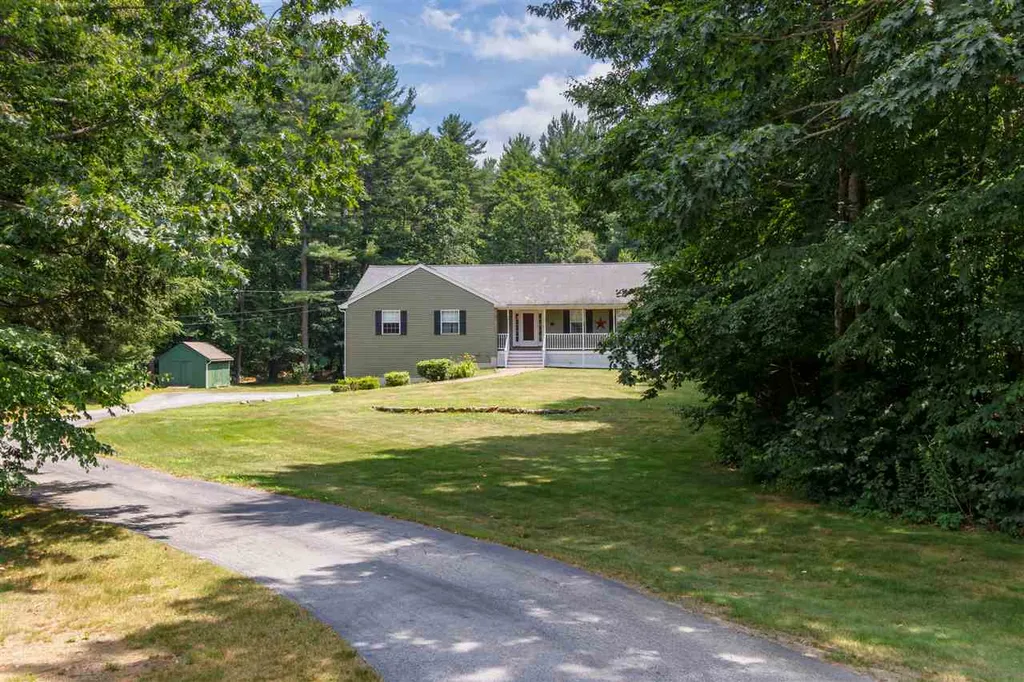 5 Durgin Drive Newton NH 03858