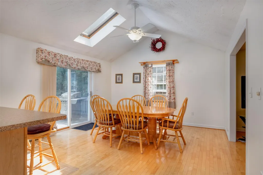 5 Durgin Drive Newton NH 03858