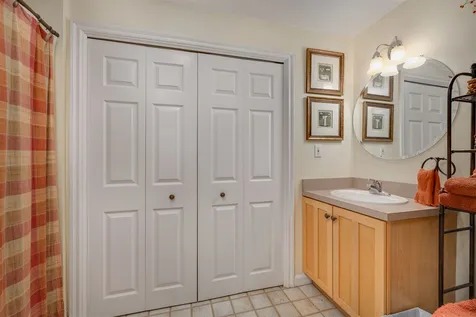 5 Durgin Drive Newton NH 03858