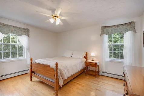 5 Durgin Drive Newton NH 03858