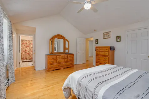 5 Durgin Drive Newton NH 03858