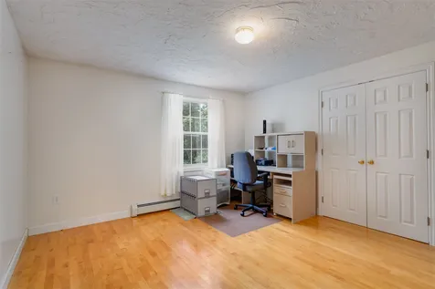 5 Durgin Drive Newton NH 03858