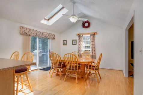 5 Durgin Drive Newton NH 03858