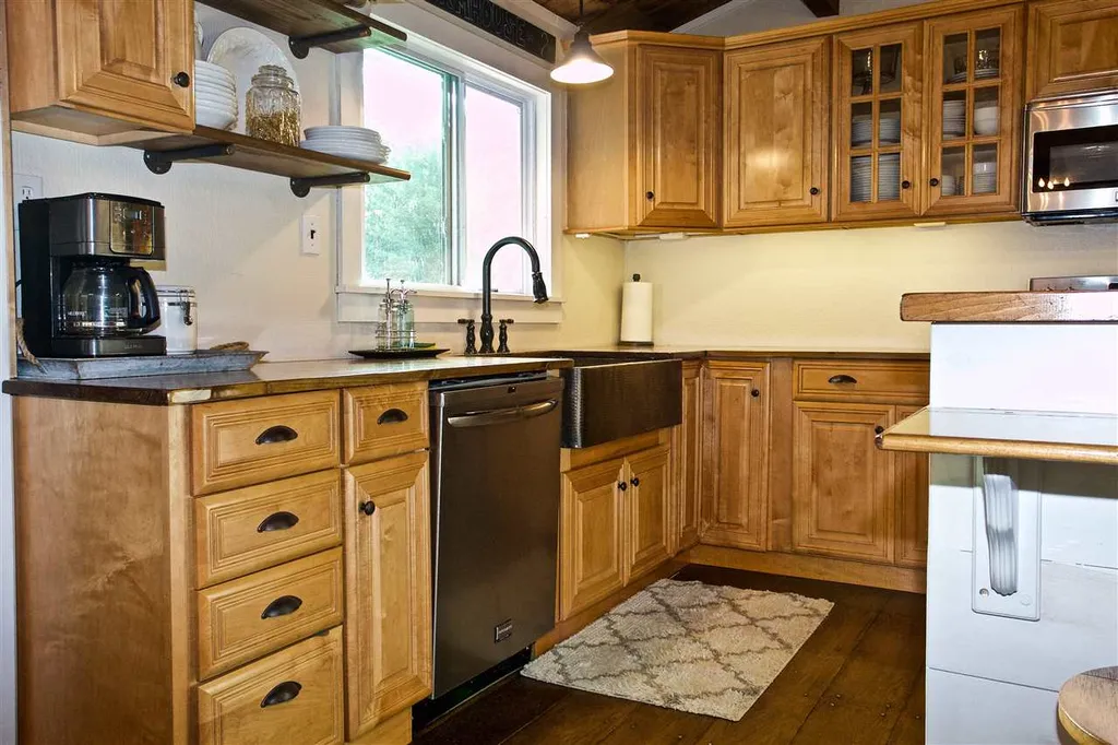 193 Old Ridge Road Strafford NH 03884