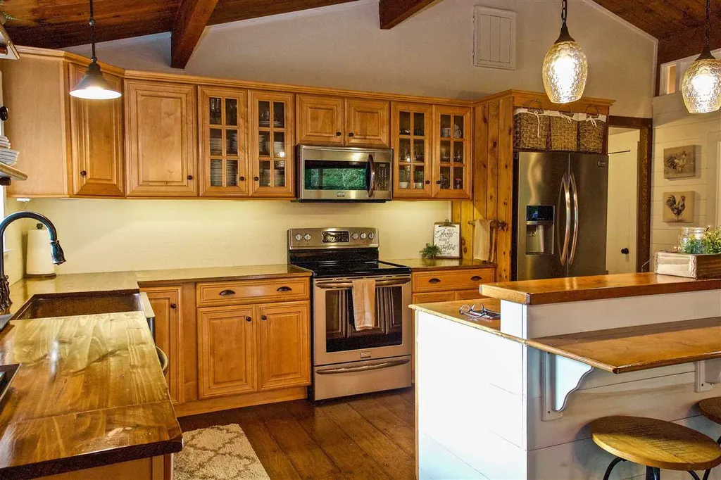 193 Old Ridge Road Strafford NH 03884