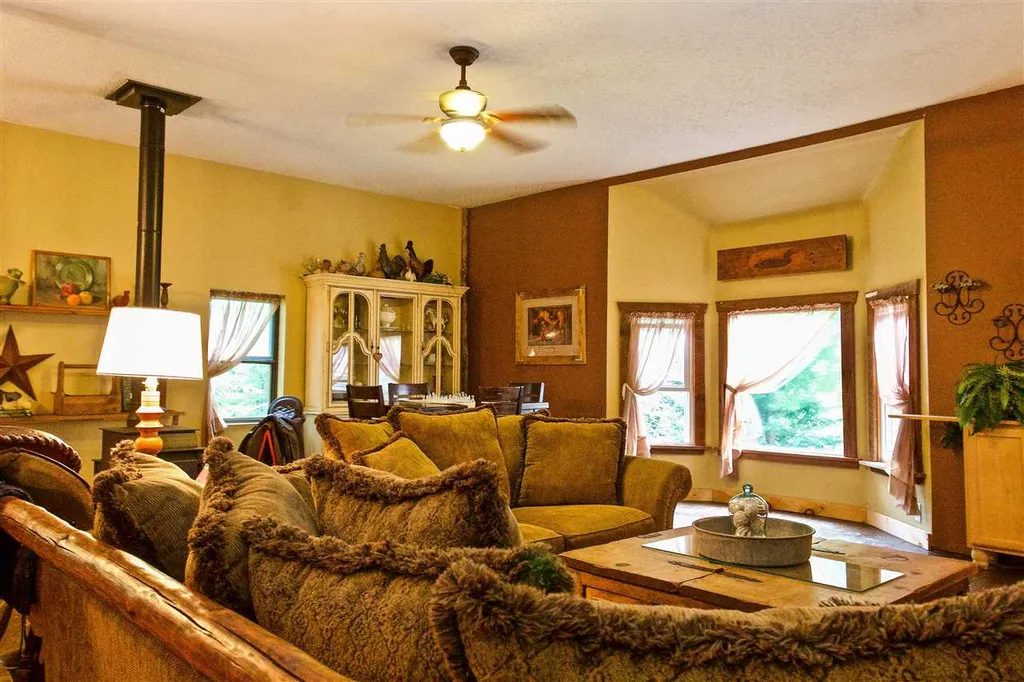 193 Old Ridge Road Strafford NH 03884