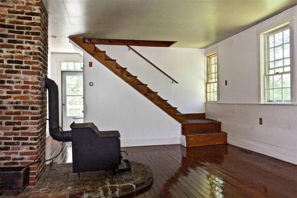 1024 Parker Mountain Road Strafford NH 03884