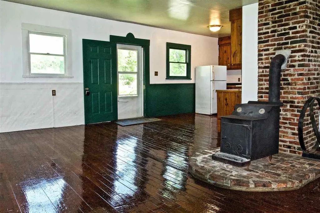 1024 Parker Mountain Road Strafford NH 03884