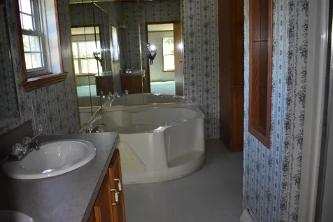 110 Chicoine Drive Albany VT 05820