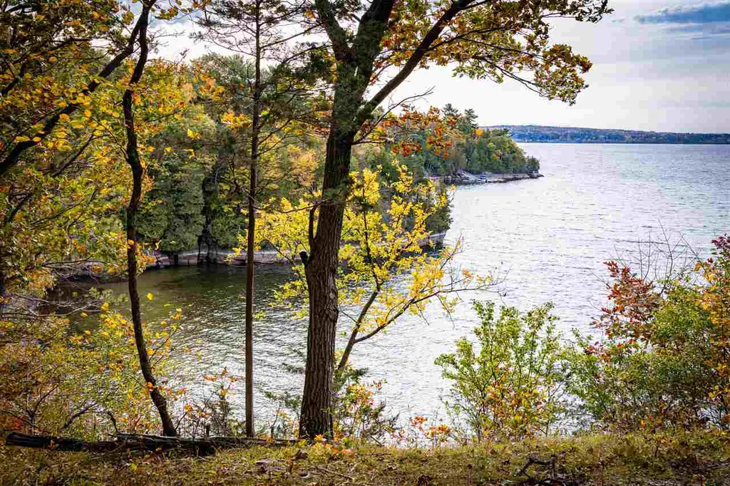 8 Lost Cove Colchester VT 05446