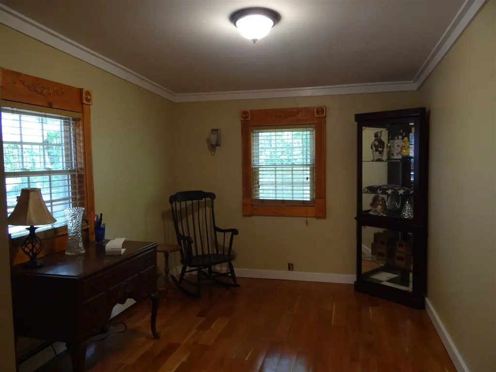 31 North Shore Road Sandown NH 03873