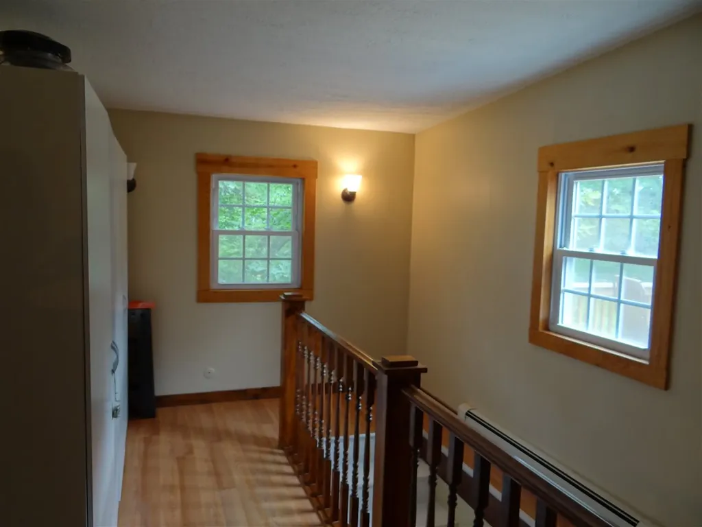 31 North Shore Road Sandown NH 03873