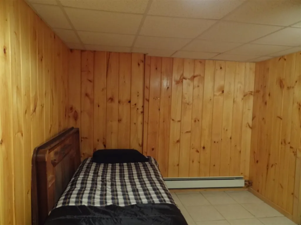 31 North Shore Road Sandown NH 03873