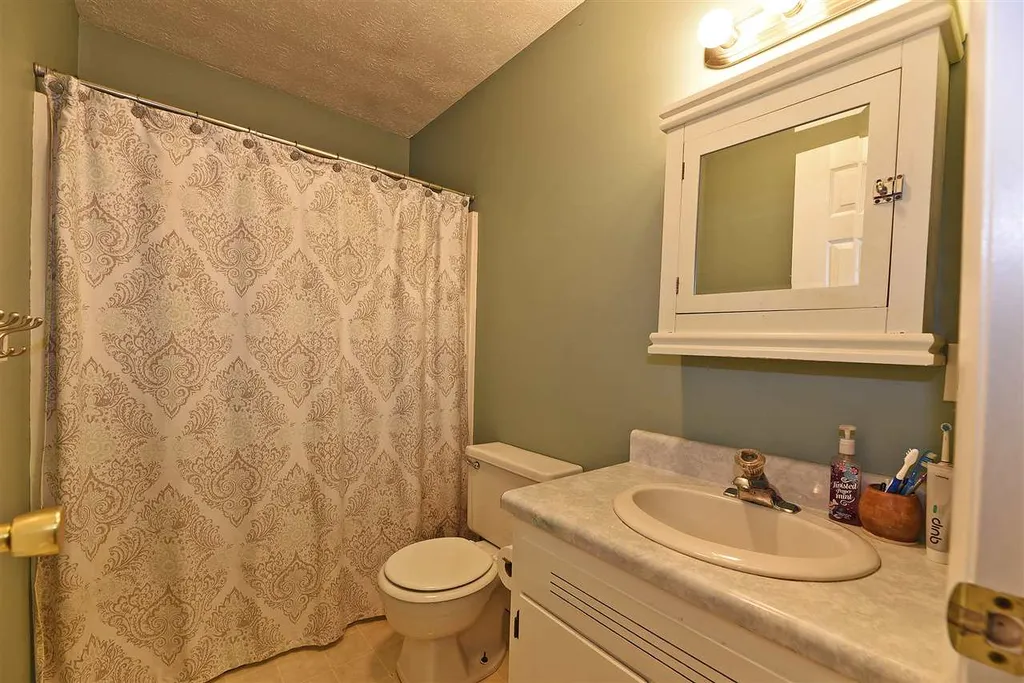 10 Evergreen Drive Milton VT 05468