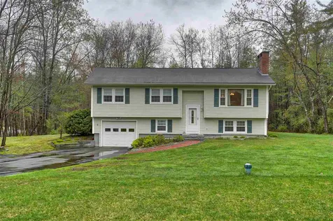 11 Teaberry Lane Bedford NH 03110