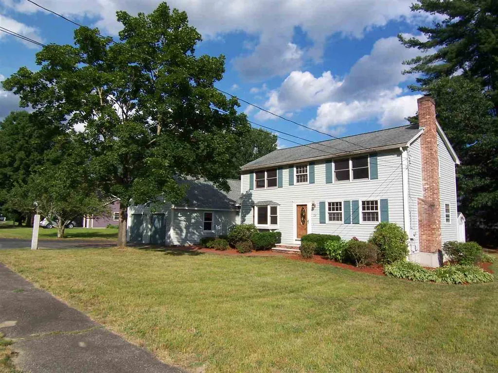 29 Watersedge Drive Nashua NH 03063