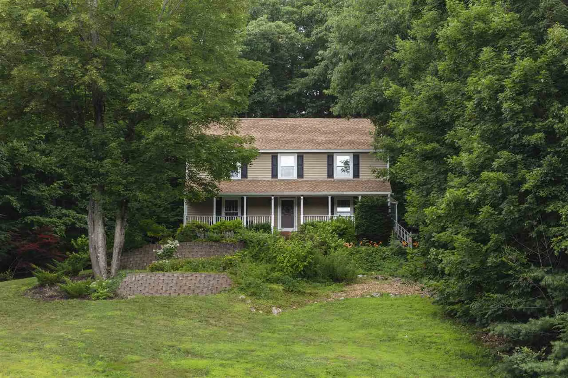 13 Oriole Road Windham NH 03087