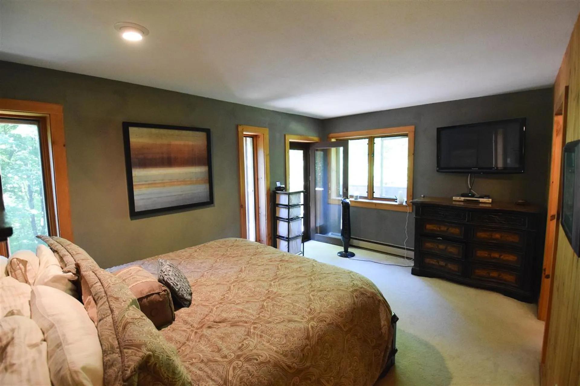 87 Craigy Lane Hinesburg VT 05461