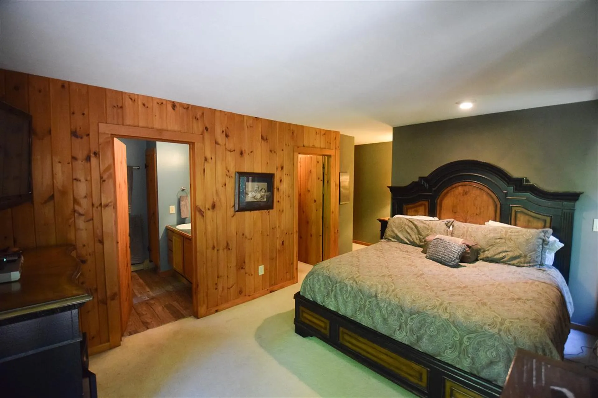 87 Craigy Lane Hinesburg VT 05461