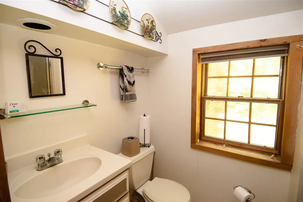 1641 West Hill Road Roxbury VT 05669