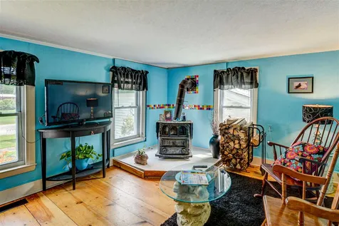 15 Pond Street Fryeburg ME 04037