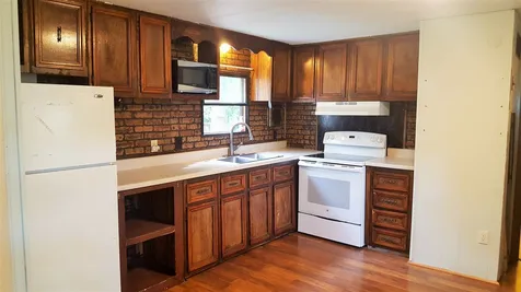 77 Pineland Park Road Milton NH 03851