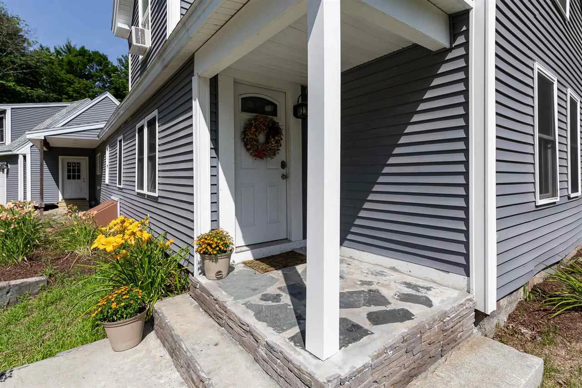 17 Highland Avenue Salem NH 03079